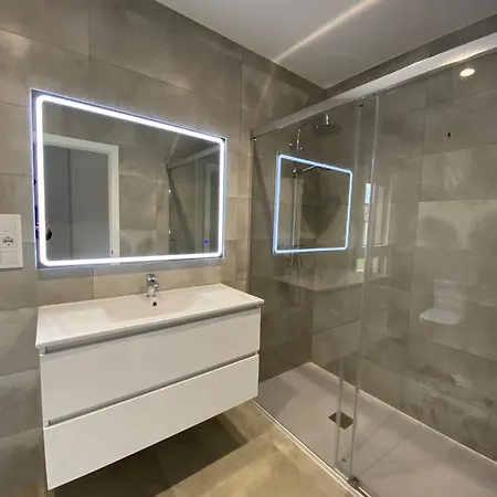 - A Lanzada בית נופש סנשנשו